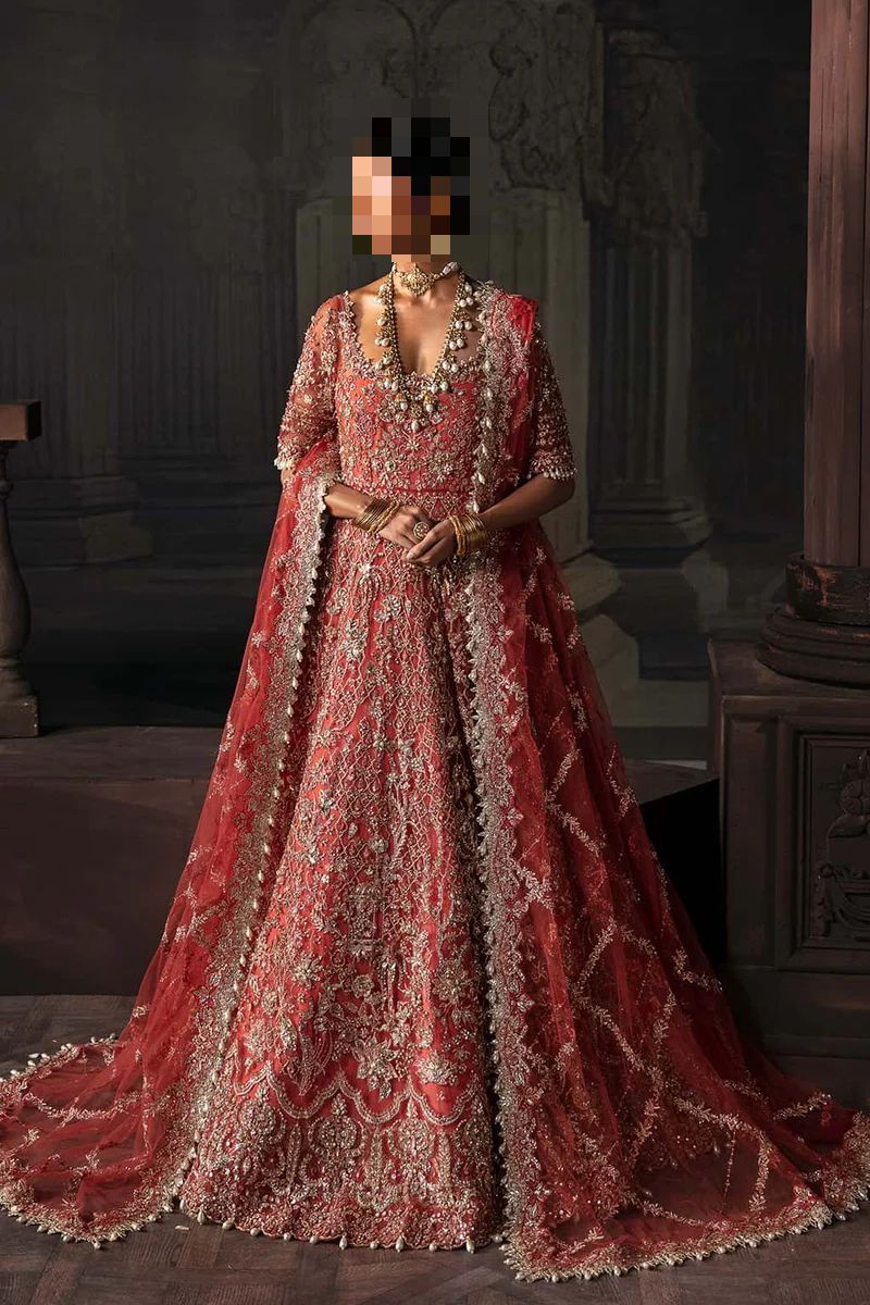 Fatima’s Graceful Rust Bridal Dress