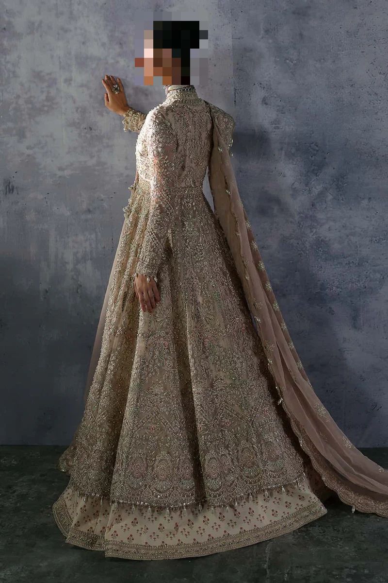 Fatima’s Ivory Champagne Bridal Dress