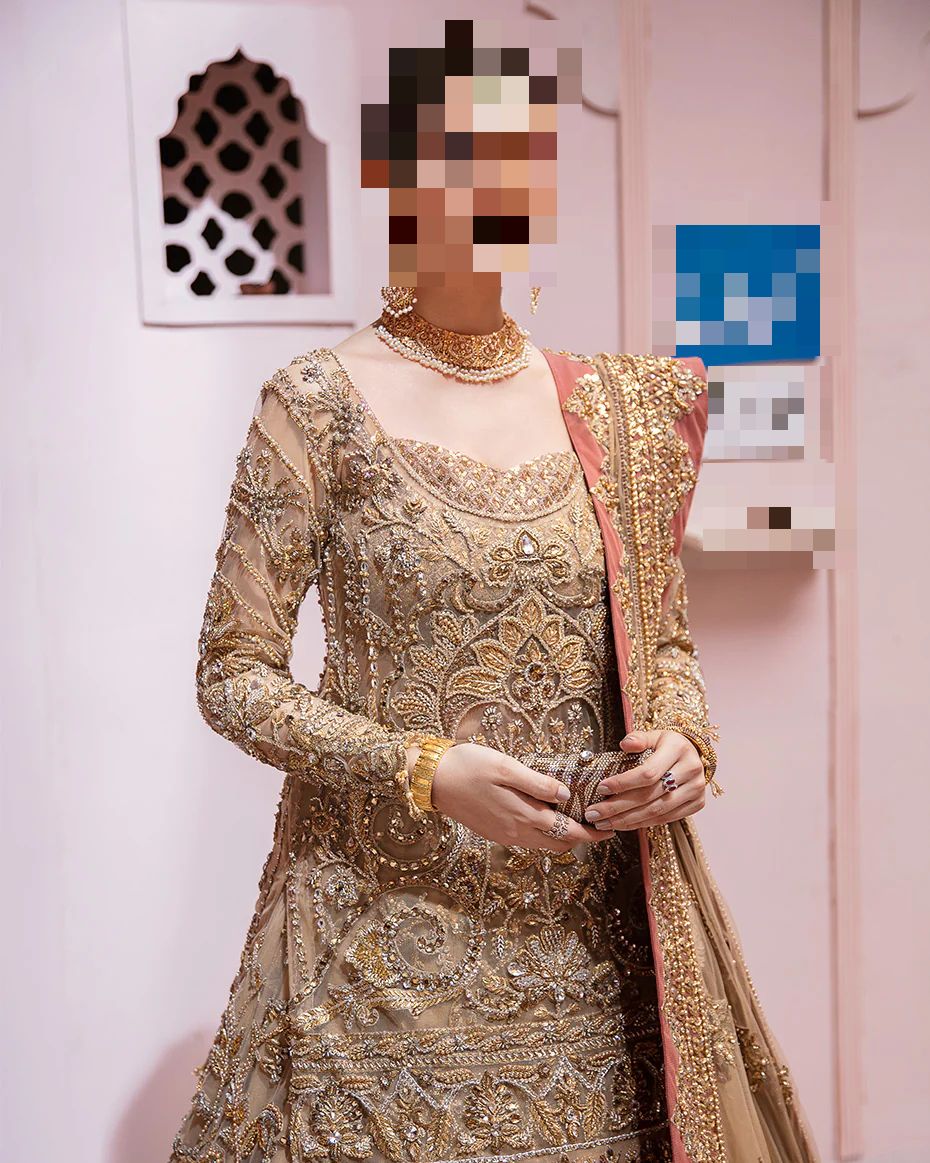 Fatima’s Timeless Antique Gold Bridal Dress