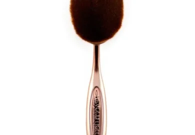 Makeup Revolution Oval Face Pro Brush