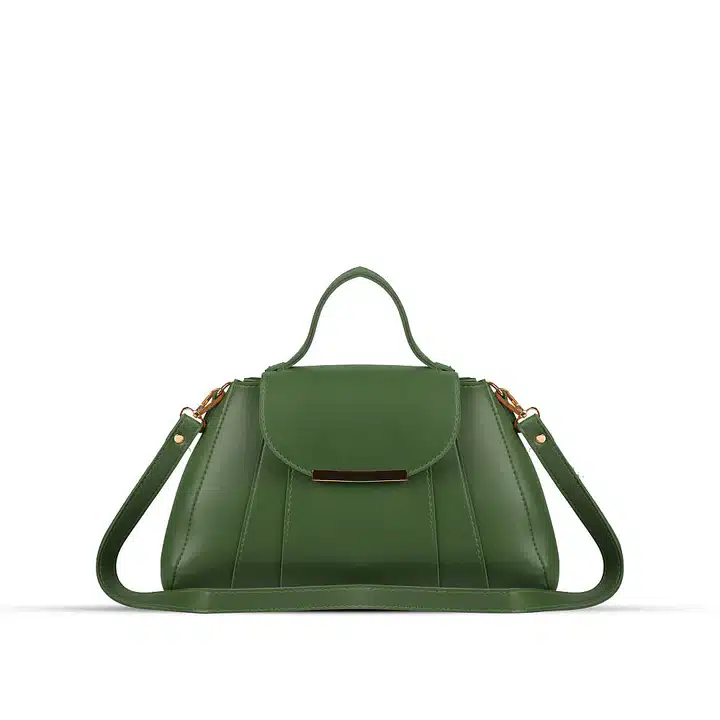 Upgrade your fashion collection today with this stylish and practical handbag.