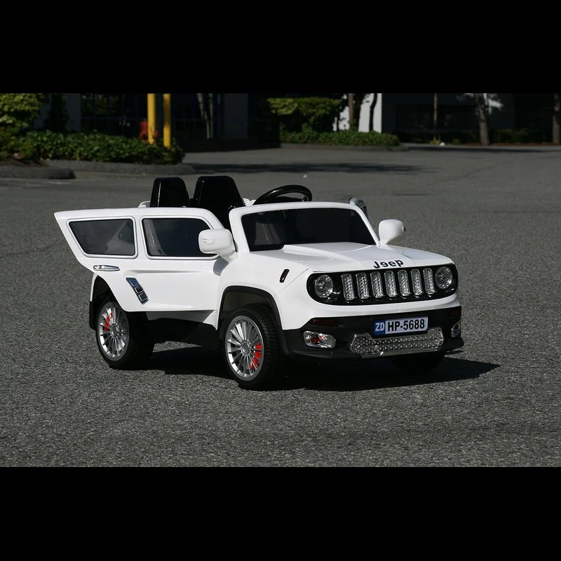 Child friendly off road ride on car toy with engaging lights and sound effects