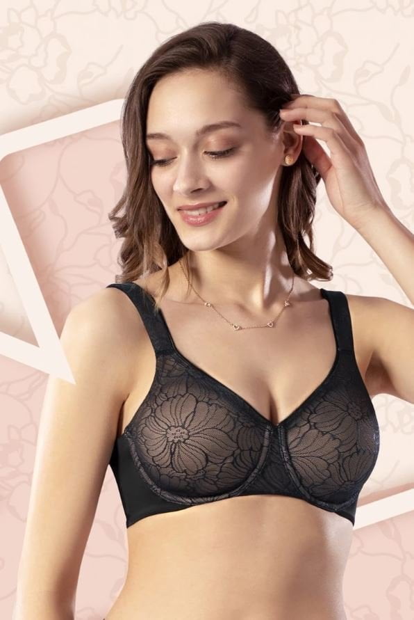 Comfortable Wired Lace Minimiser Bra crafted with soft breathable fabric and a minimising effect that provides a natural, balanced shape.