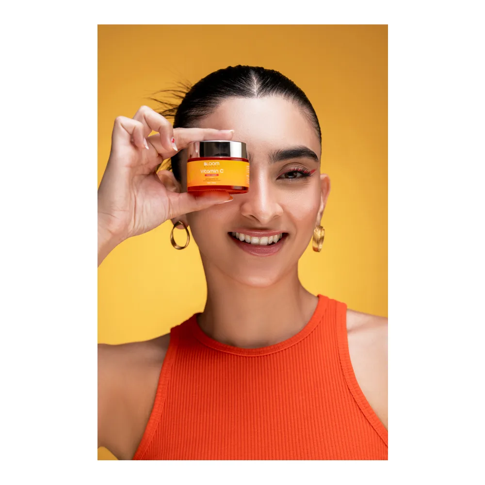 Side view of bloom effekt vitamin c with hyaluronic face cream, 50gm