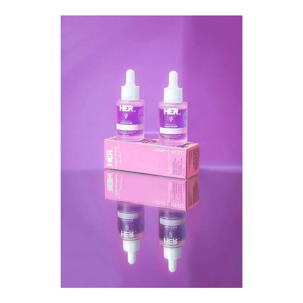 Close-up design of her beauty superkind pillowy & plumpy serum, 30ml