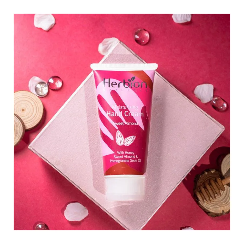 Comfortable casual herbion naturals sweet almond moisturizing hand cream, for the protection of dry hands, 100ml