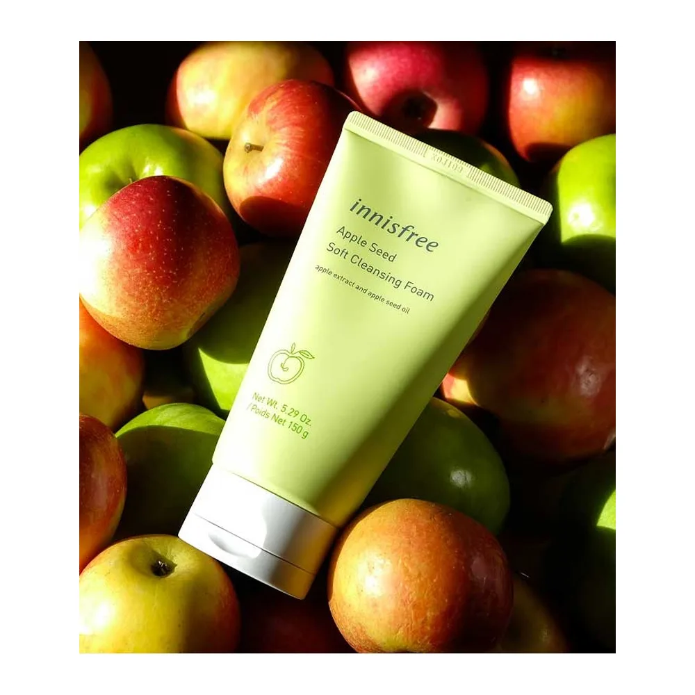 Side view of innisfree apple seed cleansing foam, glycerin & lauric acid, for all types of skin, 150g