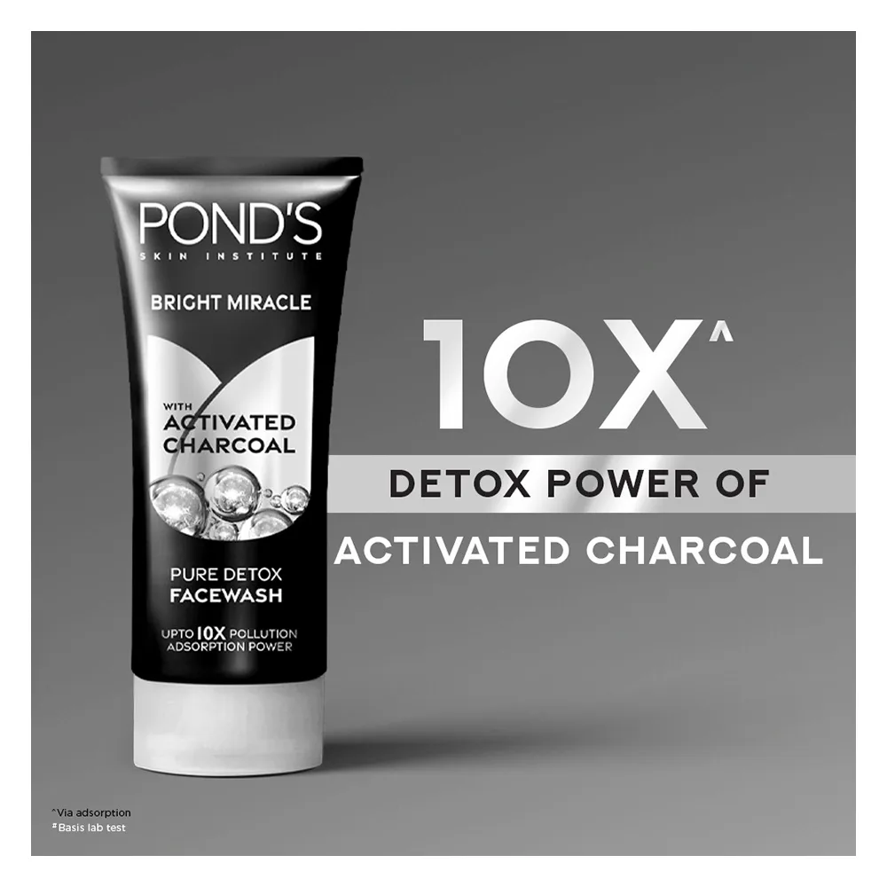 Side view of pond's bright miracle pure detox face wash with activated charcoal, 100g