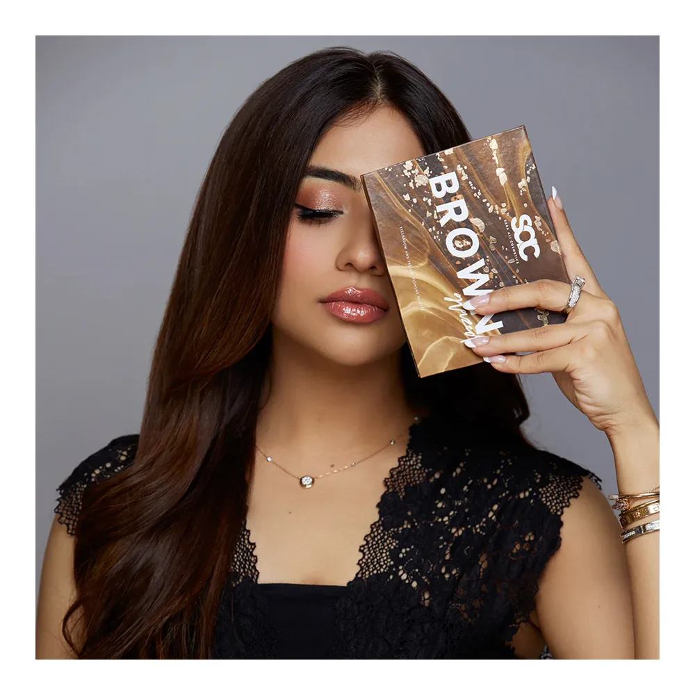 Sara Ali Brown Glazed Eyeshadow And Pred Pigment Palette 12-Pack close up view