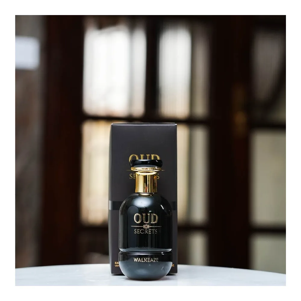Side view of walkeaze oud secrets, eau de parfum, unisex, 100ml